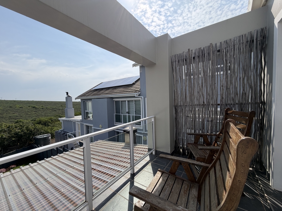 2 Bedroom Property for Sale in Wavecrest Eastern Cape